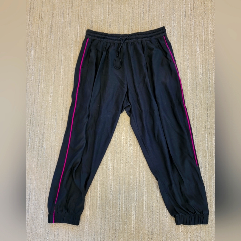 Mimi Turner Black Silk Pants with Hot Pink Piping. Size M. NEED TO BE CLEANED